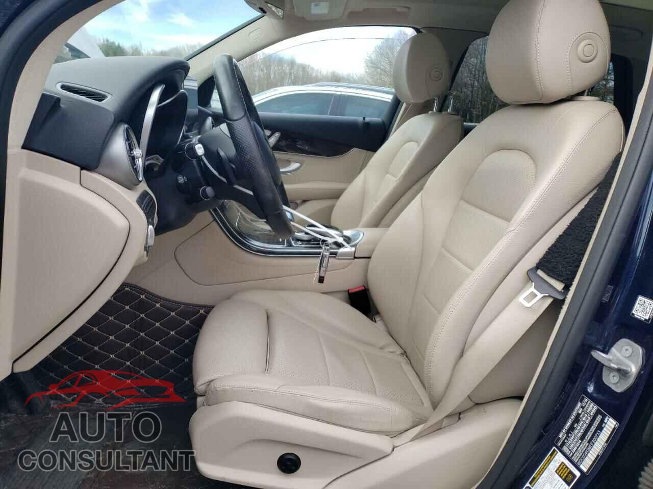 MERCEDES-BENZ GLC-CLASS 2017 - WDC0G4KBXHF200713