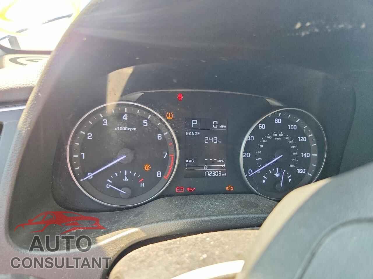 HYUNDAI ELANTRA 2017 - 5NPD74LF5HH104292