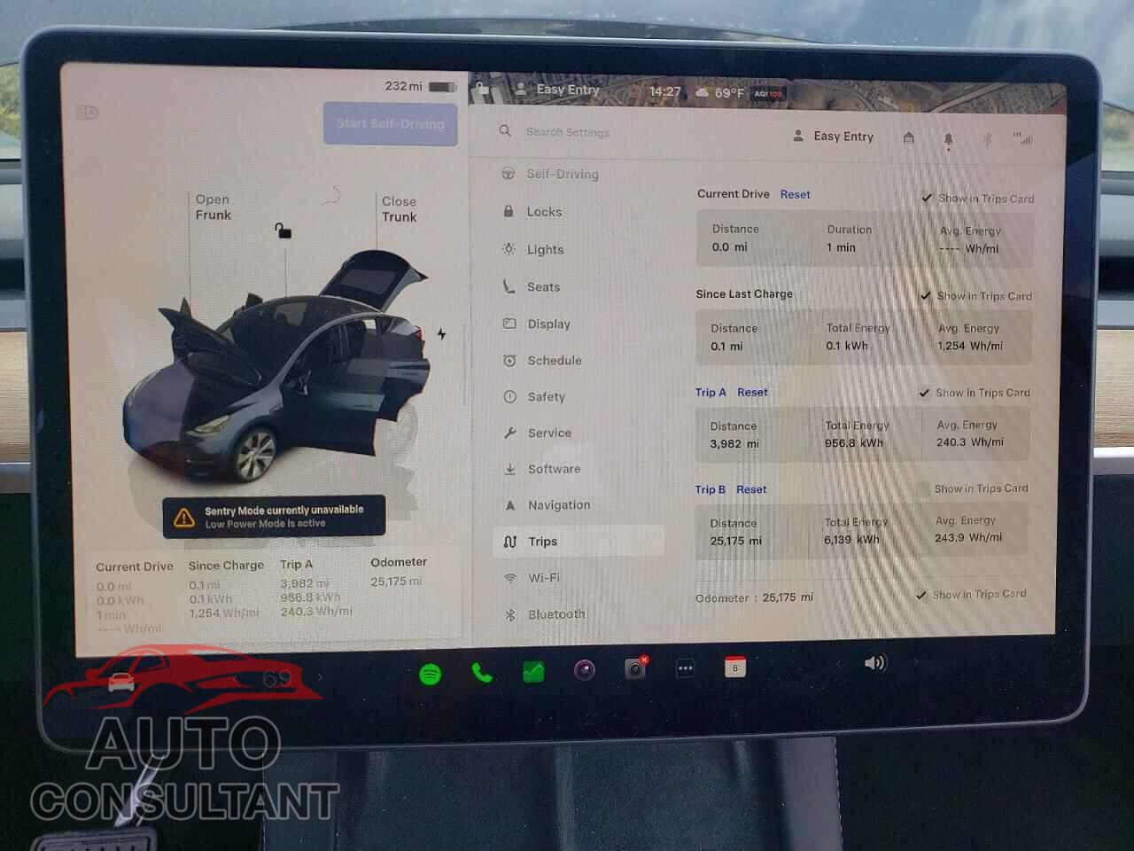 TESLA MODEL Y 2024 - 7SAYGDEE4RA275041
