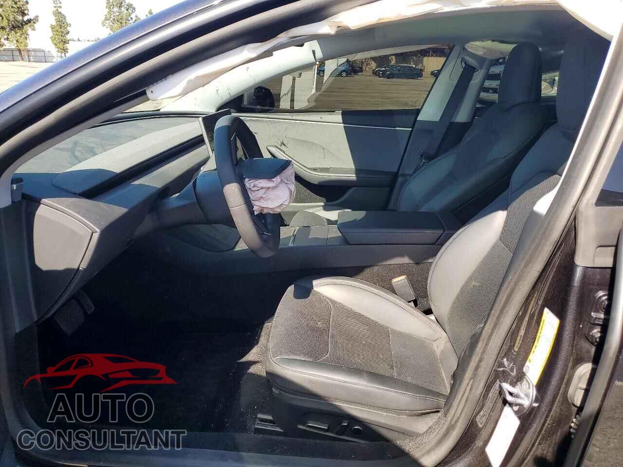 TESLA MODEL 3 2025 - 5YJ3E1EA5SF968427
