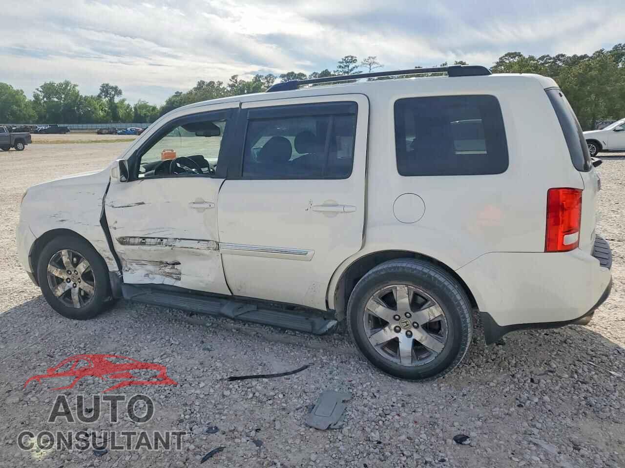 HONDA PILOT 2014 - 5FNYF3H99EB013022