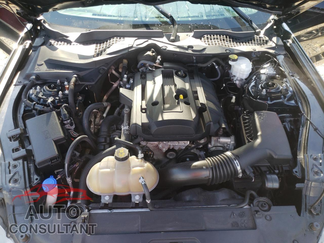 FORD MUSTANG 2020 - 1FA6P8TH8L5117795