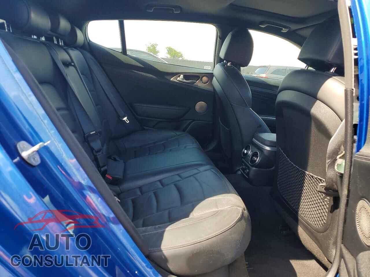 KIA STINGER 2022 - KNAE55LC2N6115971