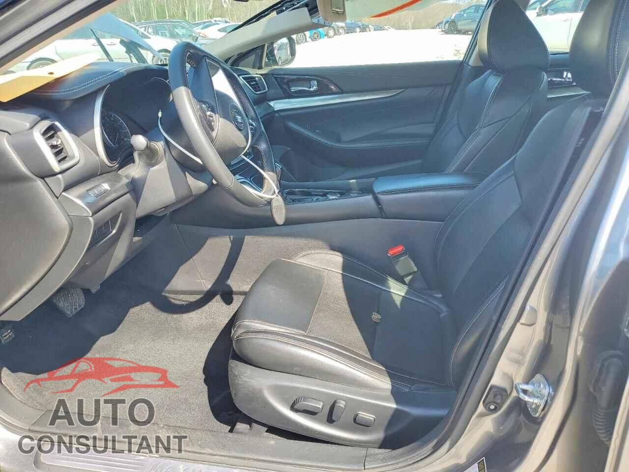 NISSAN MAXIMA 2021 - 1N4AA6CV4MC504928