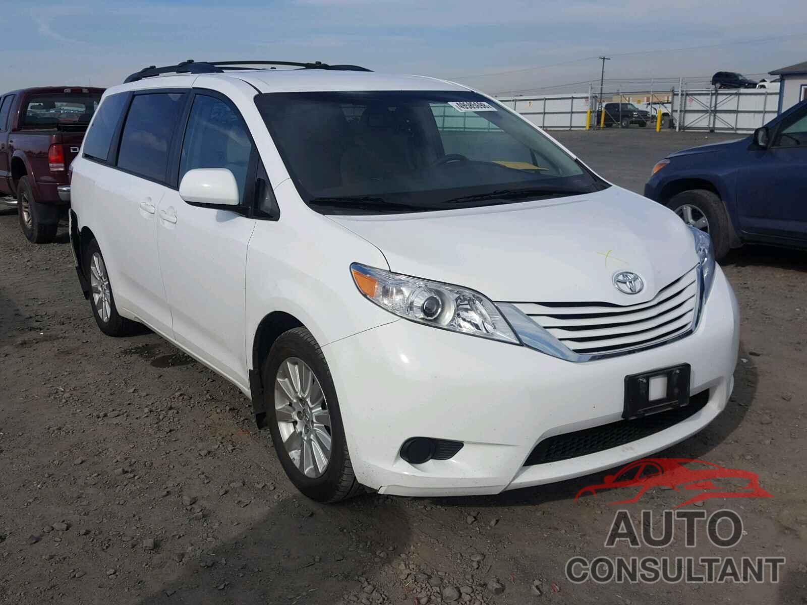 TOYOTA SIENNA LE 2015 - 5TDJK3DC1FS106709