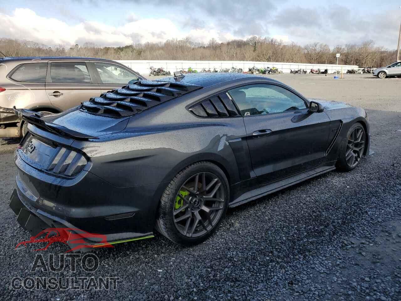 FORD MUSTANG 2020 - 1FA6P8CF6L5190985