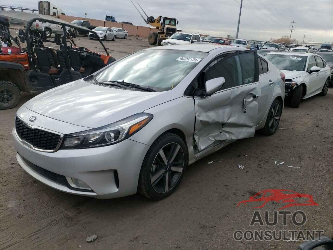 KIA FORTE 2018 - 3KPFL4A85JE174815