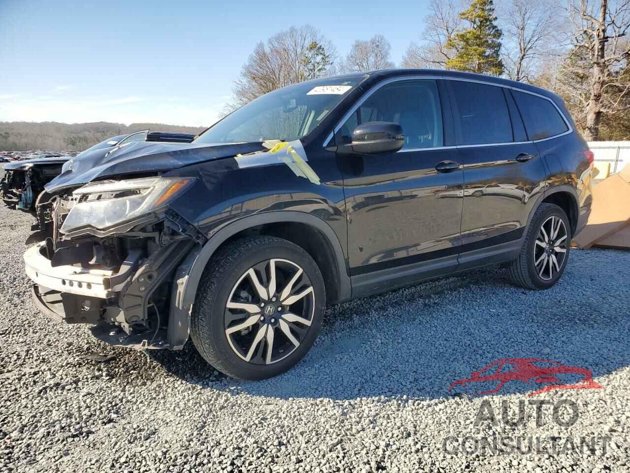 HONDA PILOT 2016 - 5FNYF6H5XGB008767