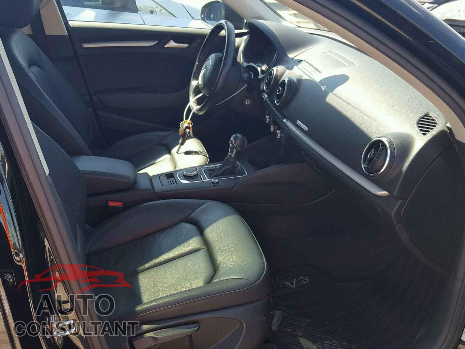 AUDI A3 2015 - WAUBFGFF1F1093672