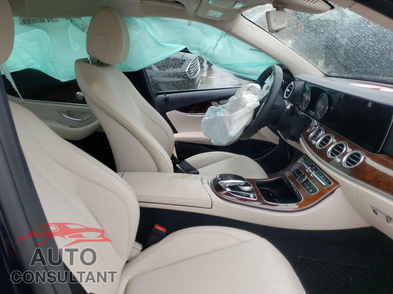 MERCEDES-BENZ E CLASS 2019 - WDDZF4KB1KA567235