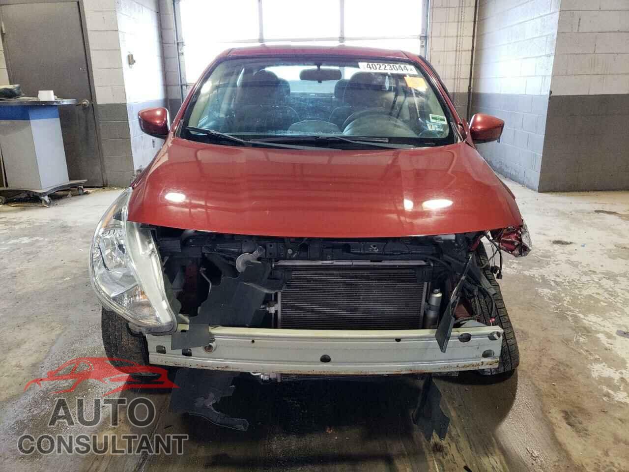 NISSAN VERSA 2018 - 3N1CN7AP4JL817692