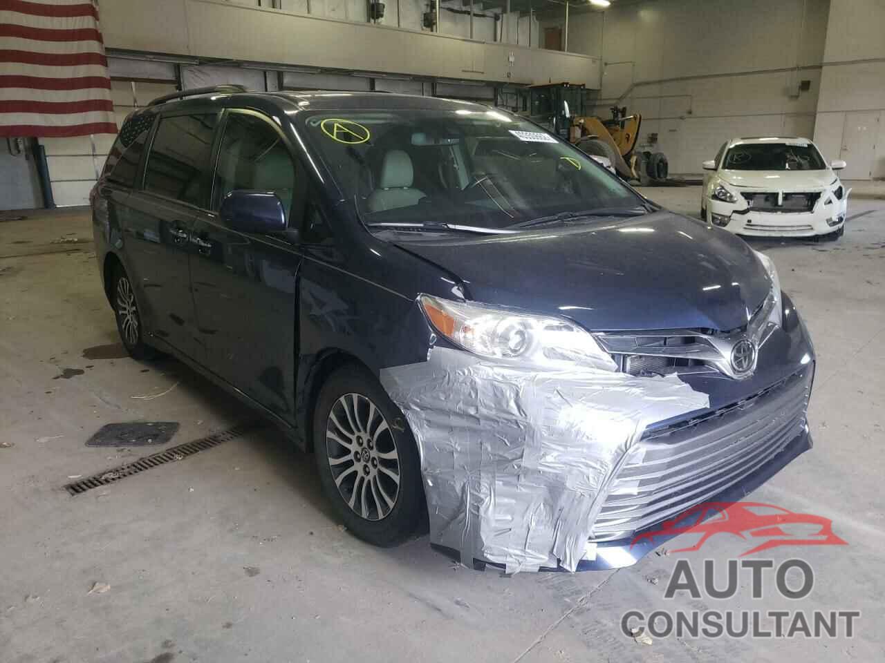 TOYOTA SIENNA 2019 - 5TDYZ3DC5KS966892