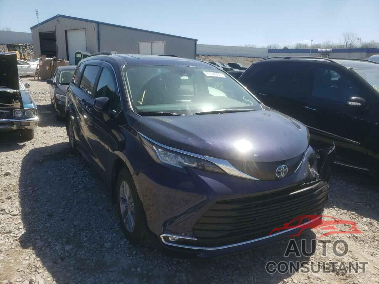 TOYOTA SIENNA 2022 - 5TDYRKEC0NS090942