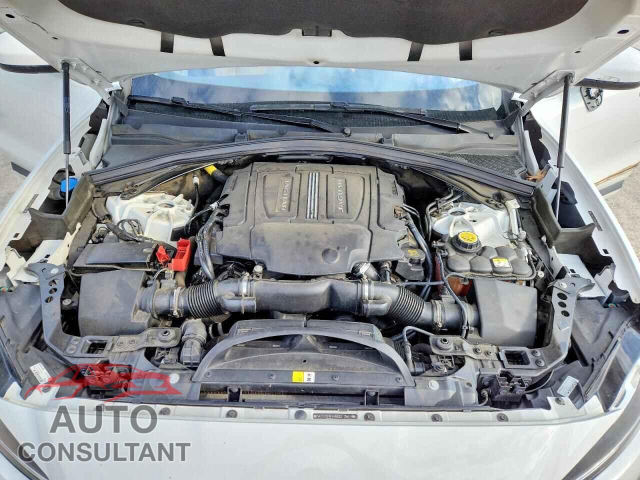 JAGUAR F-PACE 2017 - SADCS2BV8HA488202