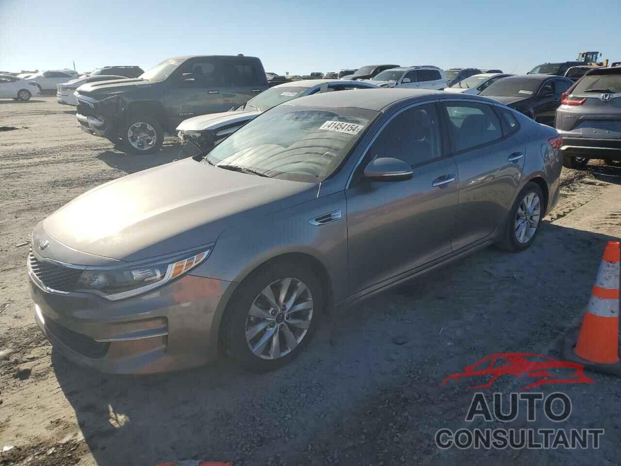KIA OPTIMA 2016 - 5XXGT4L33GG066344