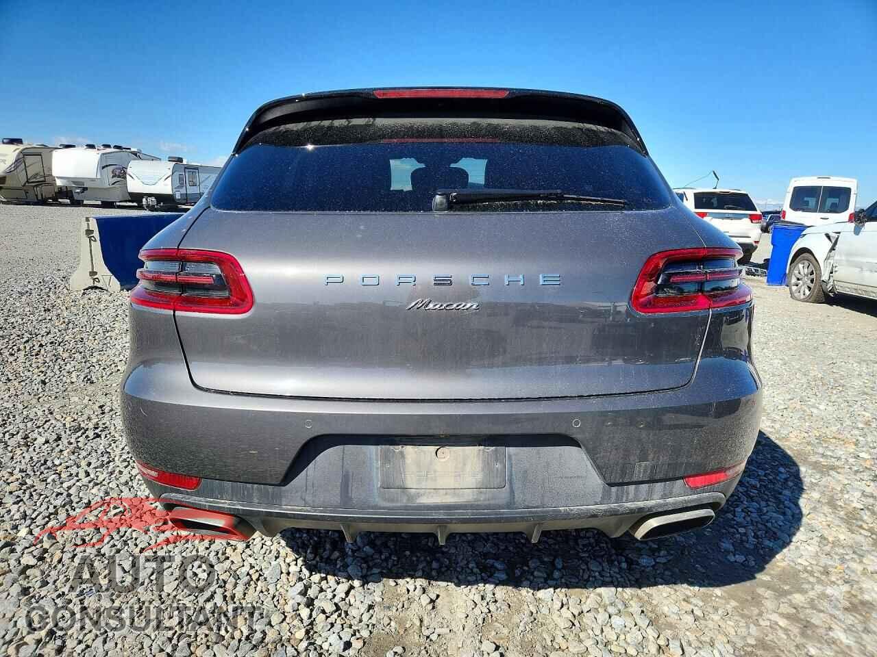 PORSCHE MACAN 2018 - WP1AA2A51JLB15101