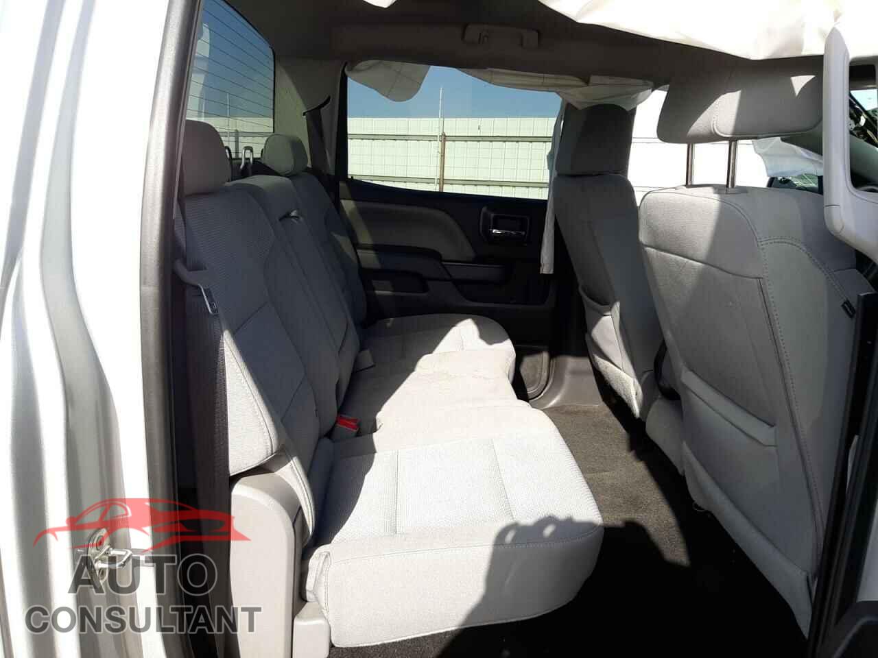 CHEVROLET SILVERADO 2018 - 3GCPCPEC5JG242183