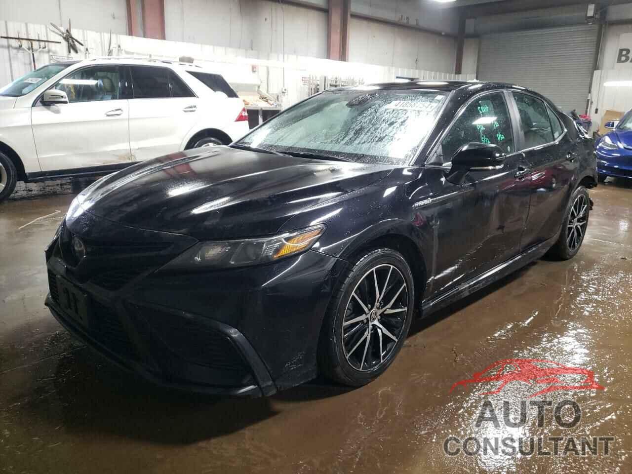 TOYOTA CAMRY 2021 - 4T1G31AK2MU566165