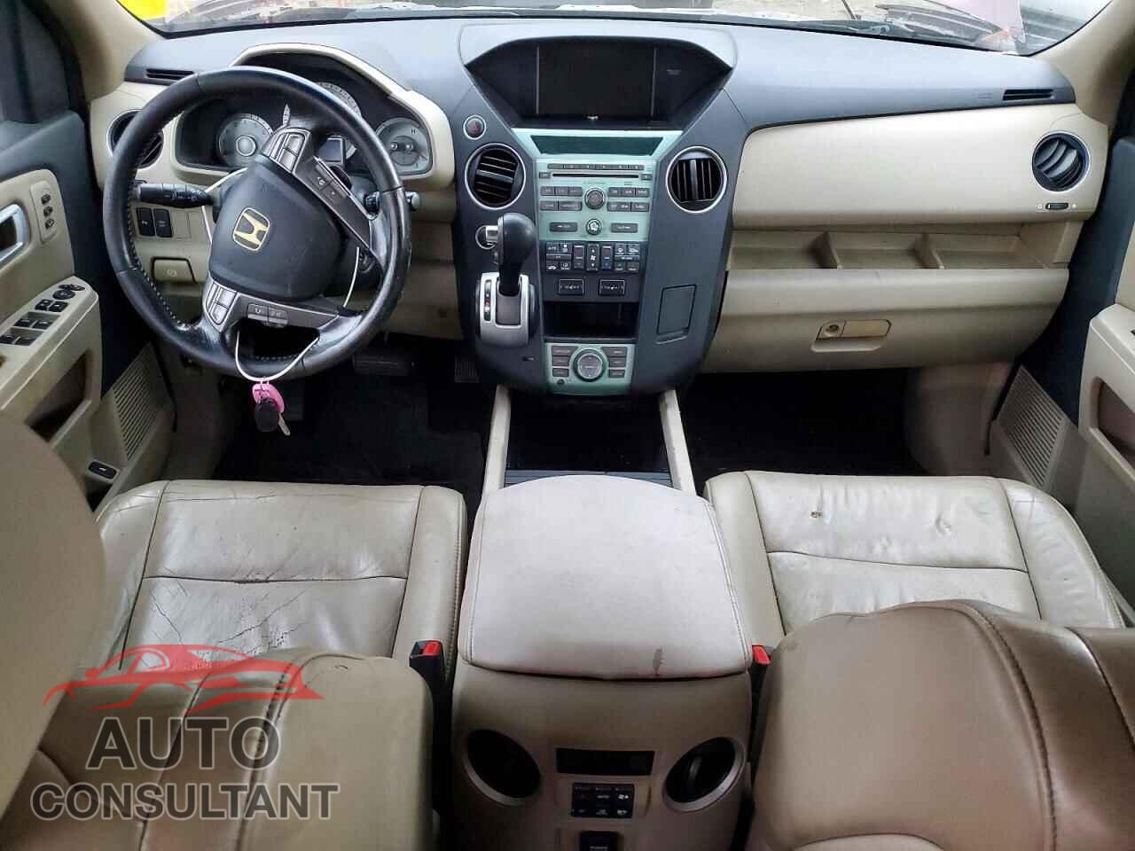 HONDA PILOT 2010 - 5FNYF4H80AB026510