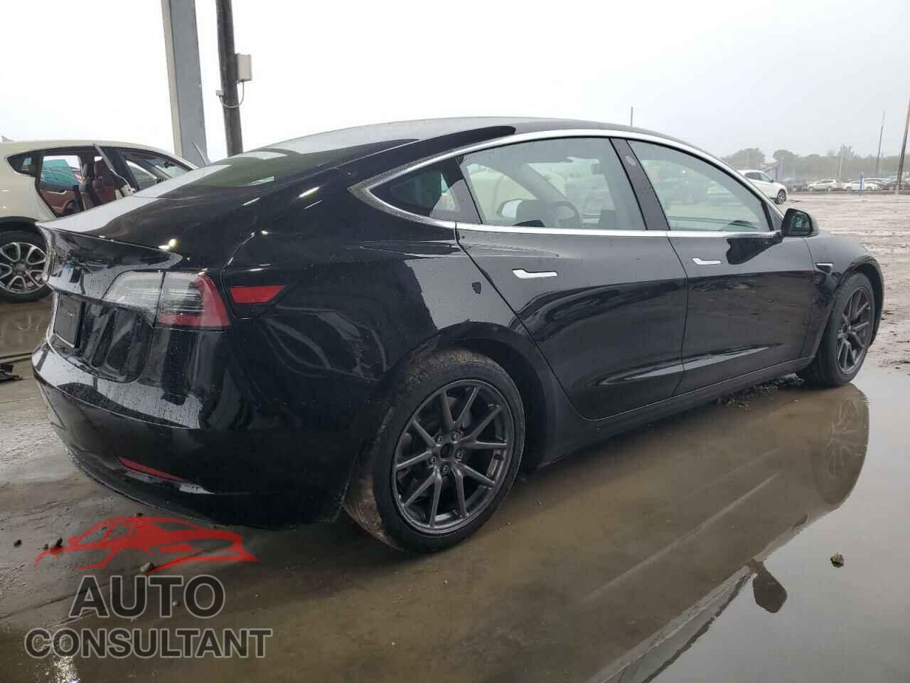 TESLA MODEL 3 2020 - 5YJ3E1EA5LF657551