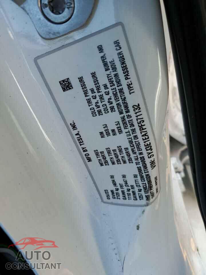TESLA MODEL 3 2023 - 5YJ3E1EA7PF571132