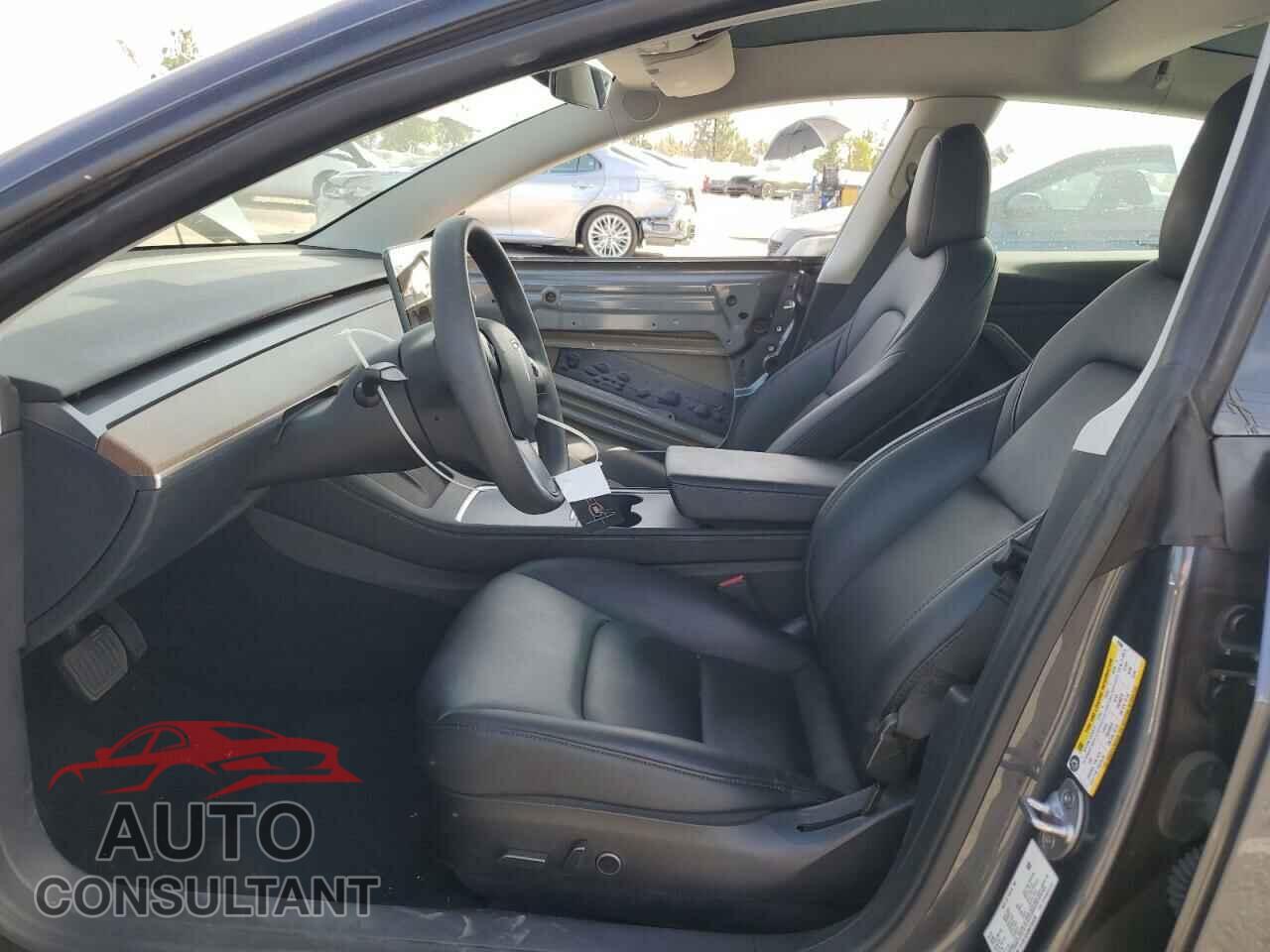 TESLA MODEL 3 2022 - 5YJ3E1EA8NF293838