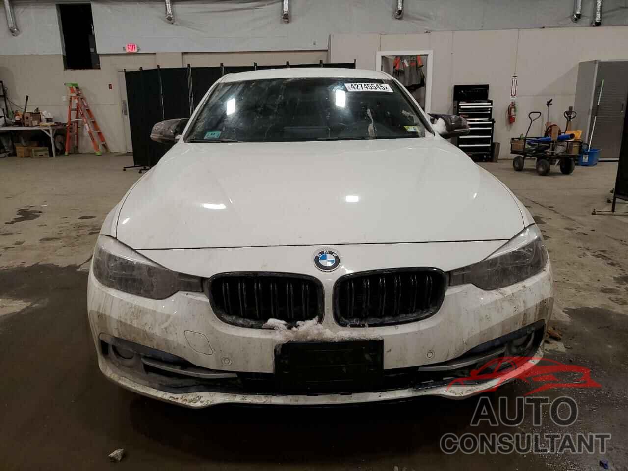 BMW 3 SERIES 2016 - WBA8E3G58GNU02754