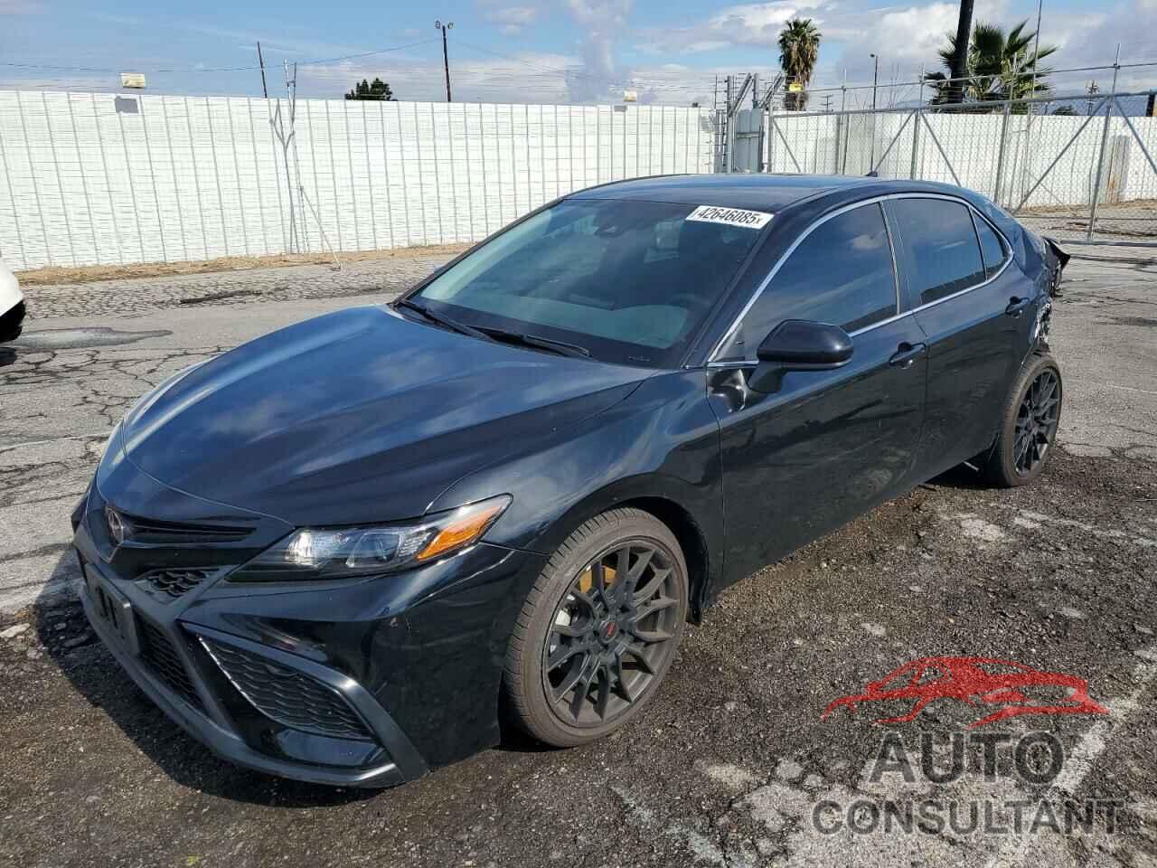 TOYOTA CAMRY 2021 - 4T1G11AK4MU495458