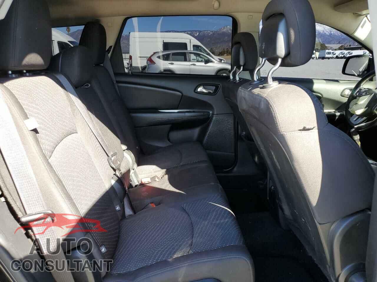 DODGE JOURNEY 2017 - 3C4PDCBB2HT600097