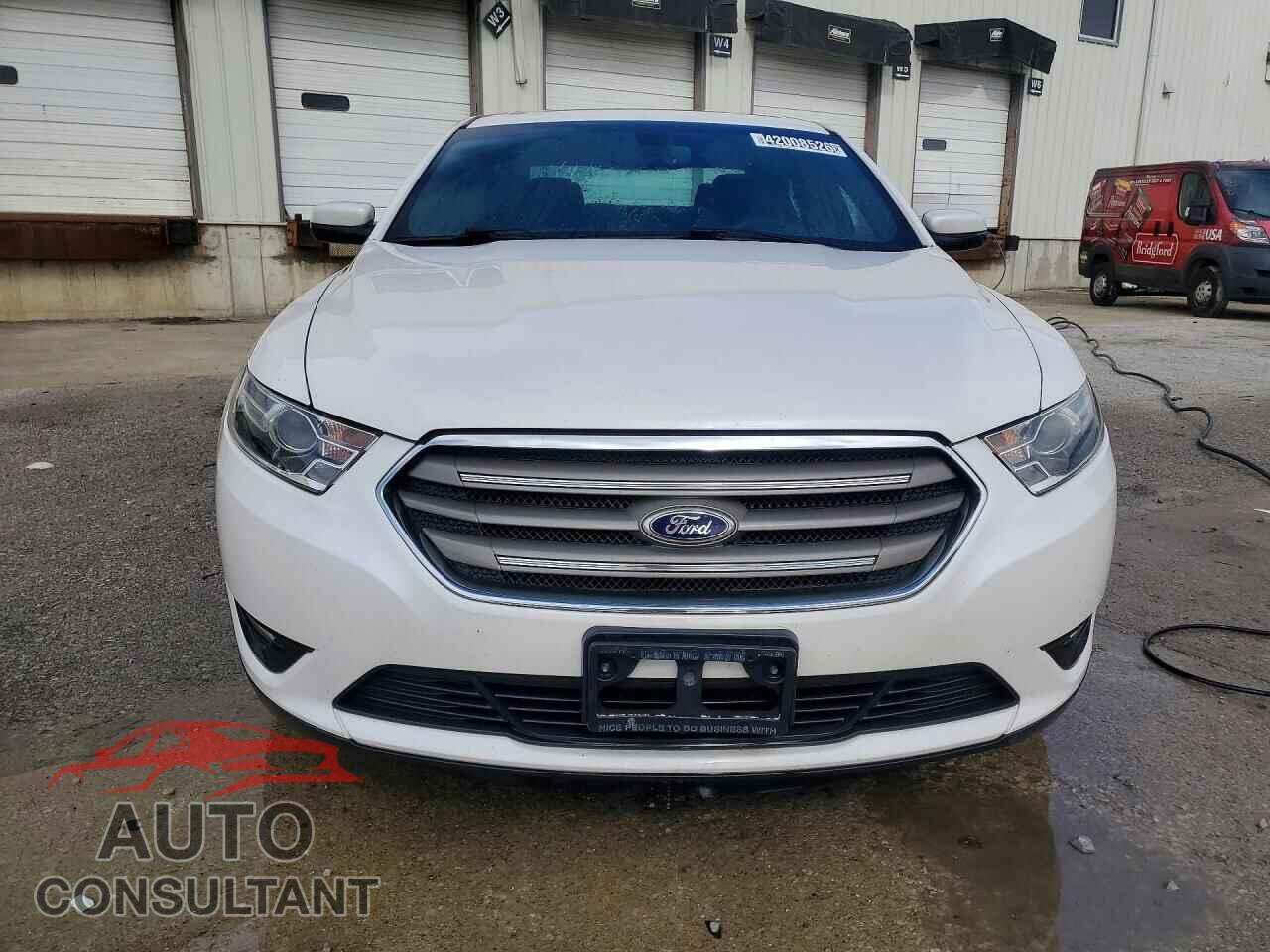 FORD TAURUS 2015 - 1FAHP2H86FG208667