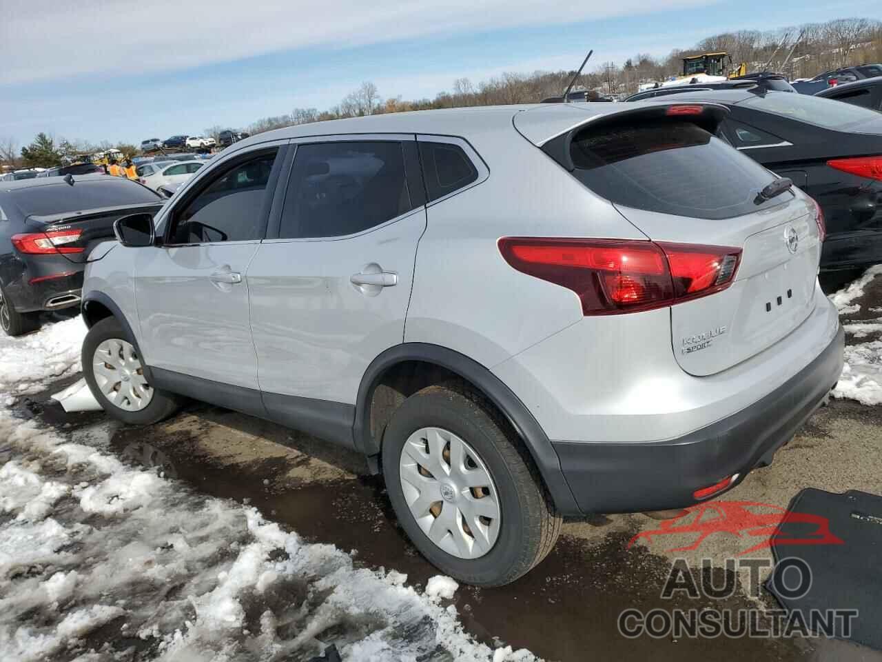 NISSAN ROGUE 2018 - JN1BJ1CR5JW282451