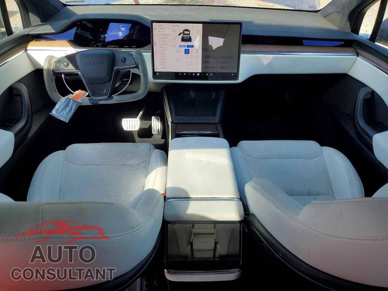 TESLA MODEL X 2023 - 7SAXCAE52PF384474