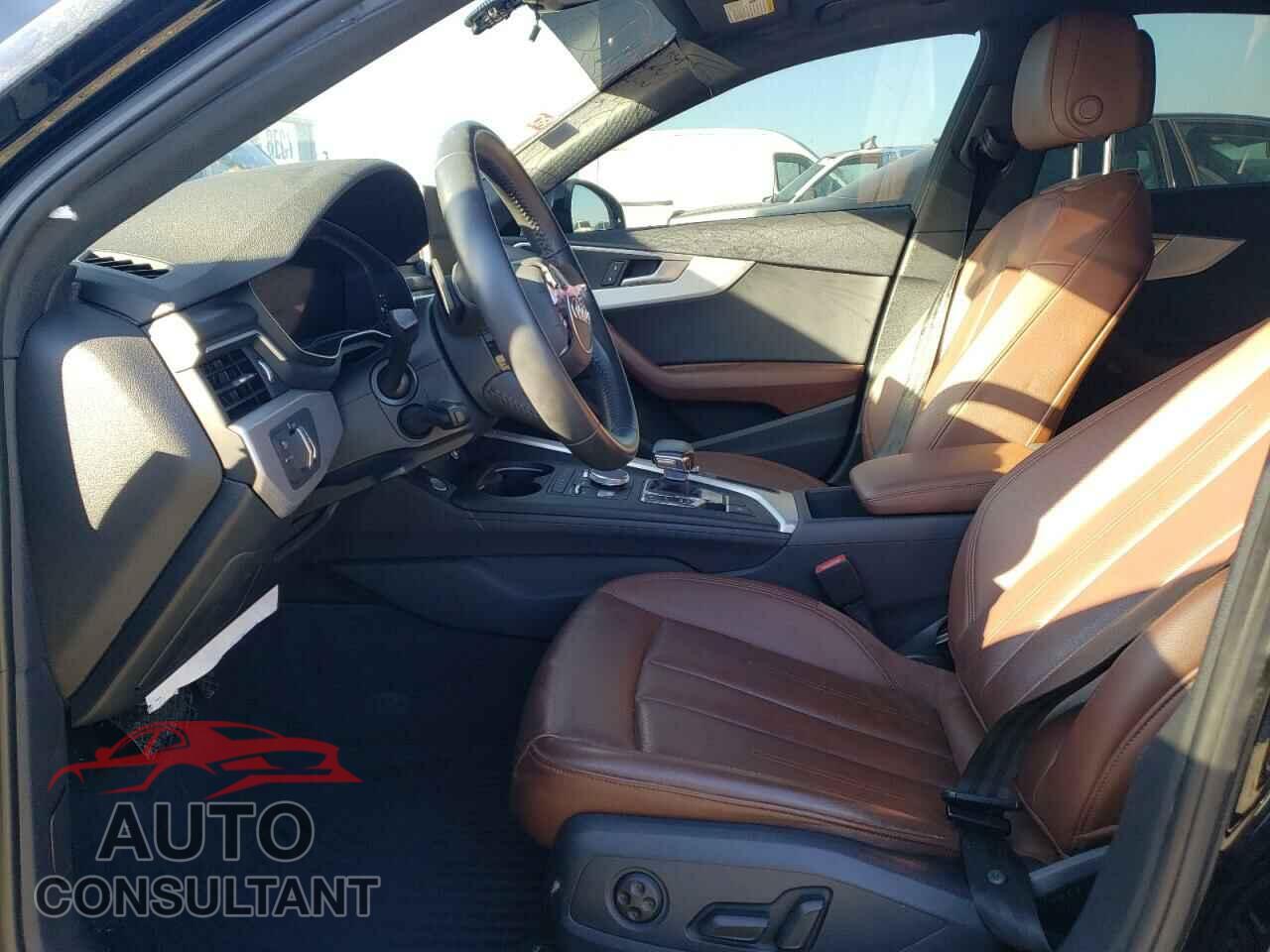 AUDI A4 2018 - WAUDNAF47JA222384