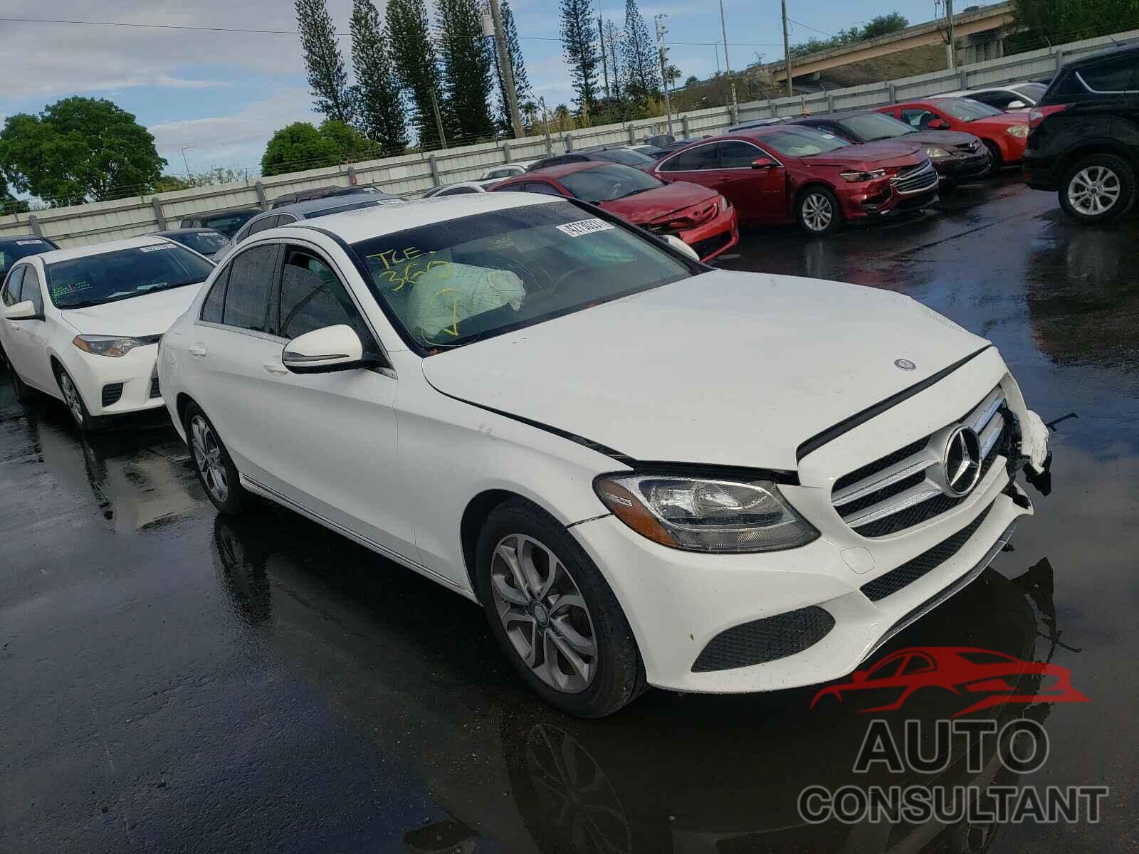 MERCEDES-BENZ C CLASS 2016 - 55SWF4JB2GU099771