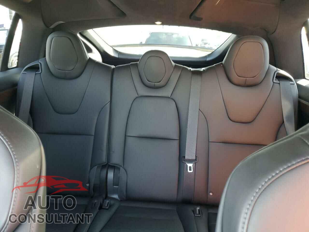 TESLA MODEL X 2018 - 5YJXCDE21JF112865