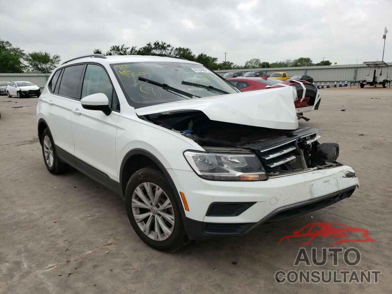 VOLKSWAGEN TIGUAN 2019 - 3VV1B7AX6KM188396