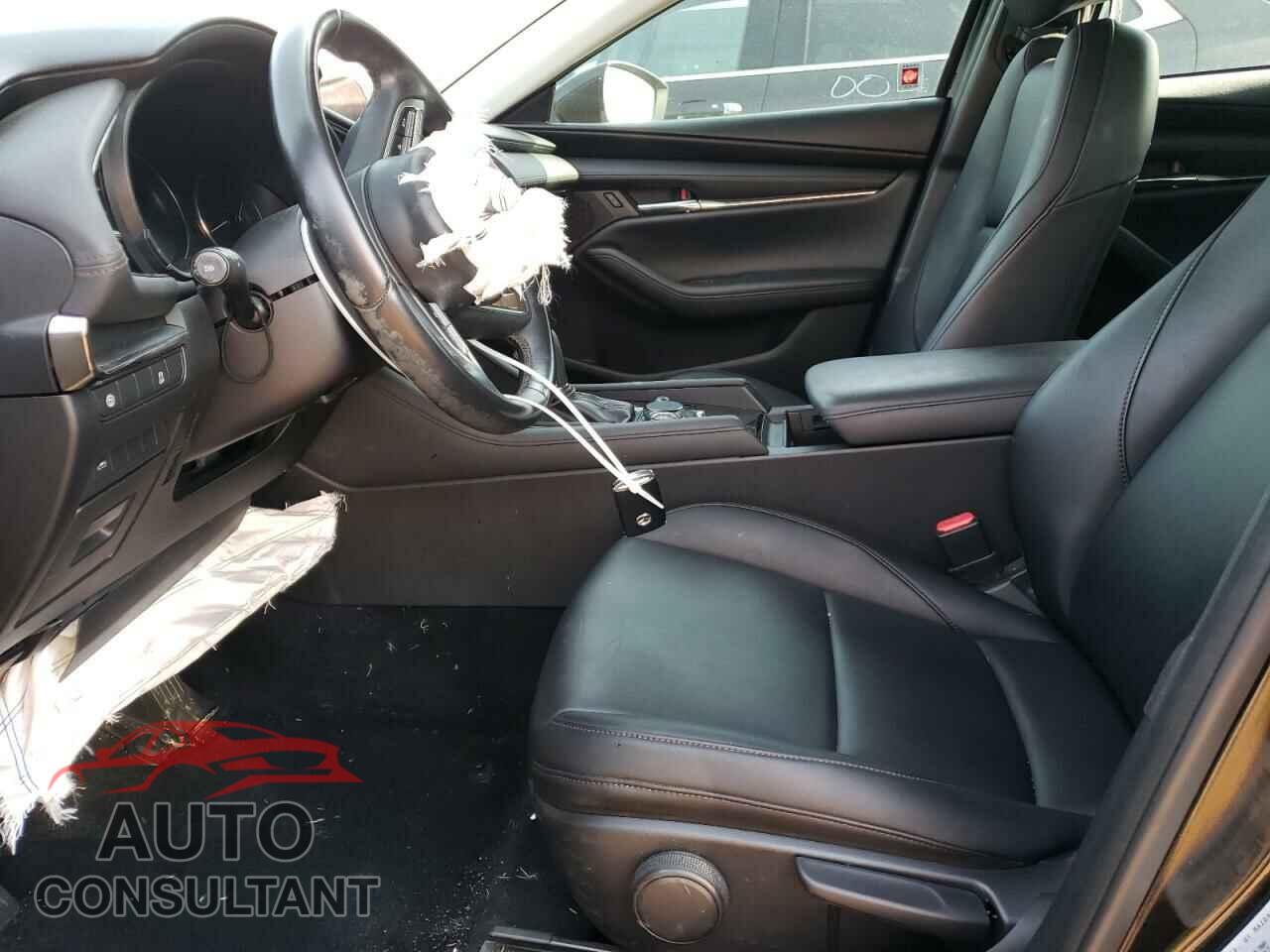 MAZDA 3 2019 - JM1BPACL2K1107872