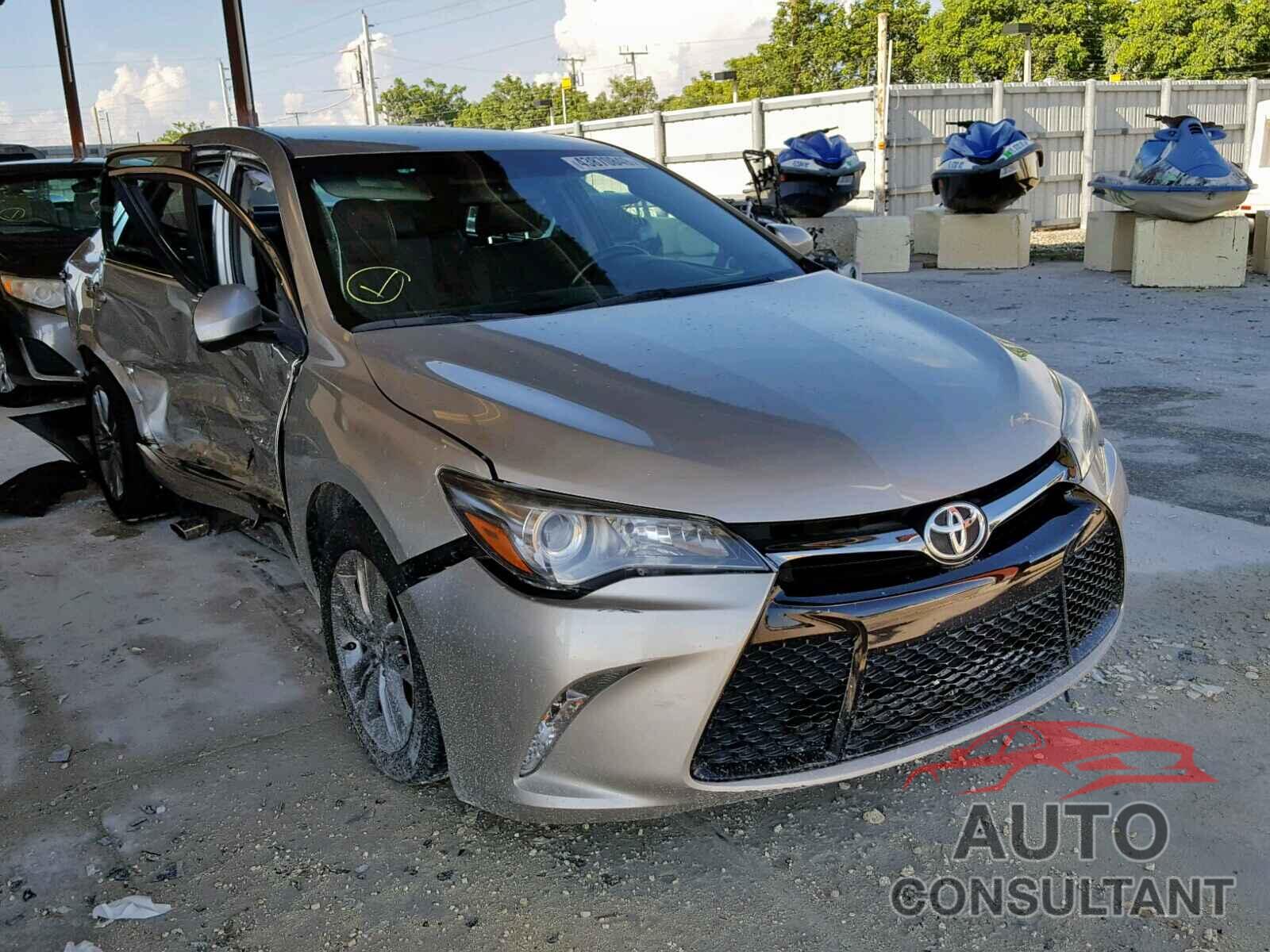 TOYOTA CAMRY 2016 - 4T1BF1FK5GU256607