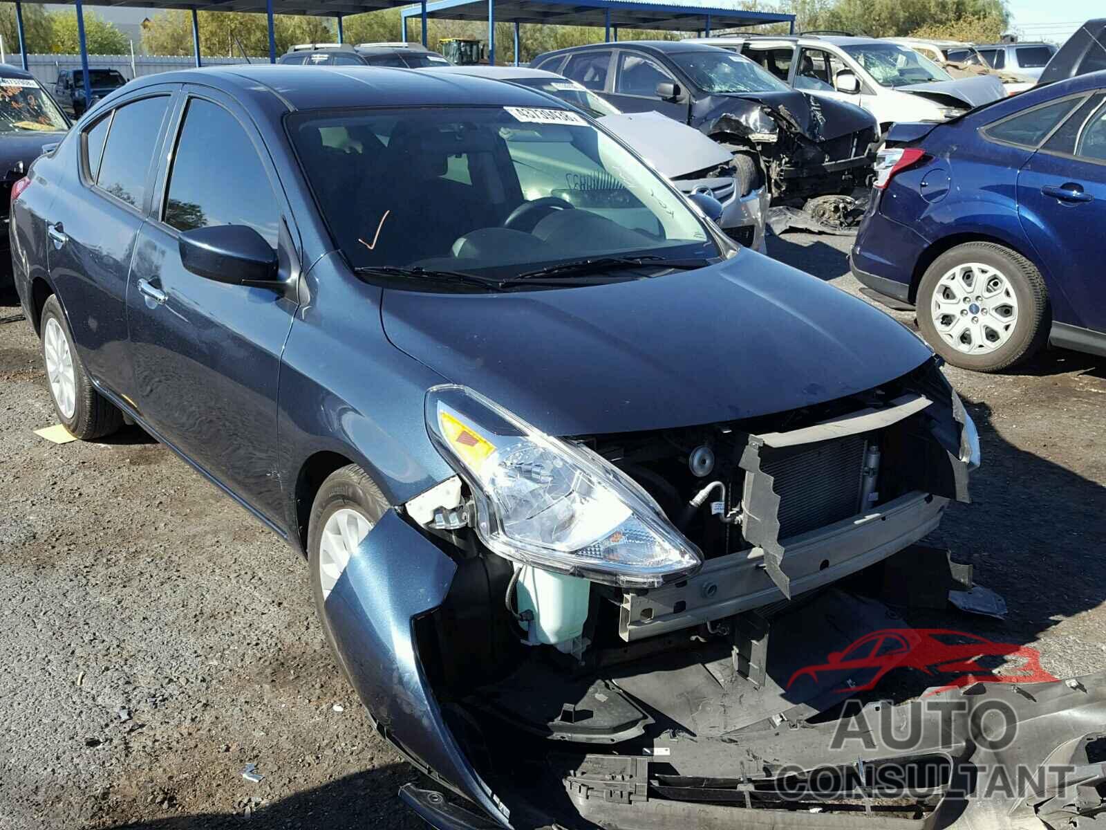 NISSAN VERSA 2017 - 3N1CN7AP8HL840421