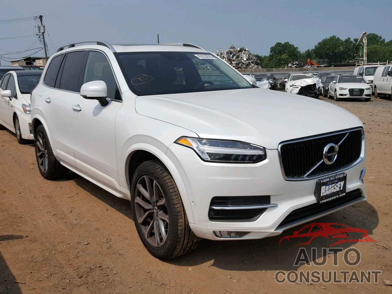 VOLVO XC90 T5 2018 - YV4102PKXJ1345083