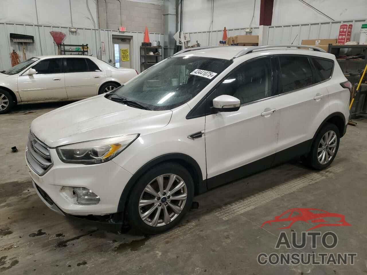 FORD ESCAPE 2017 - 1FMCU9J9XHUA77459