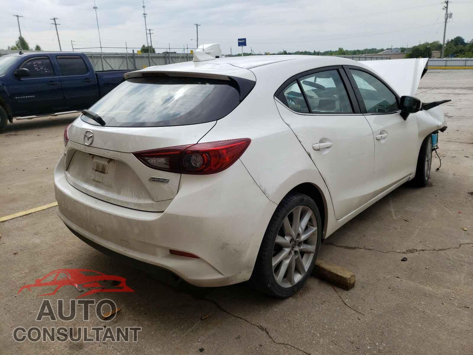 MAZDA 3 2017 - JM1BN1M35H1128096