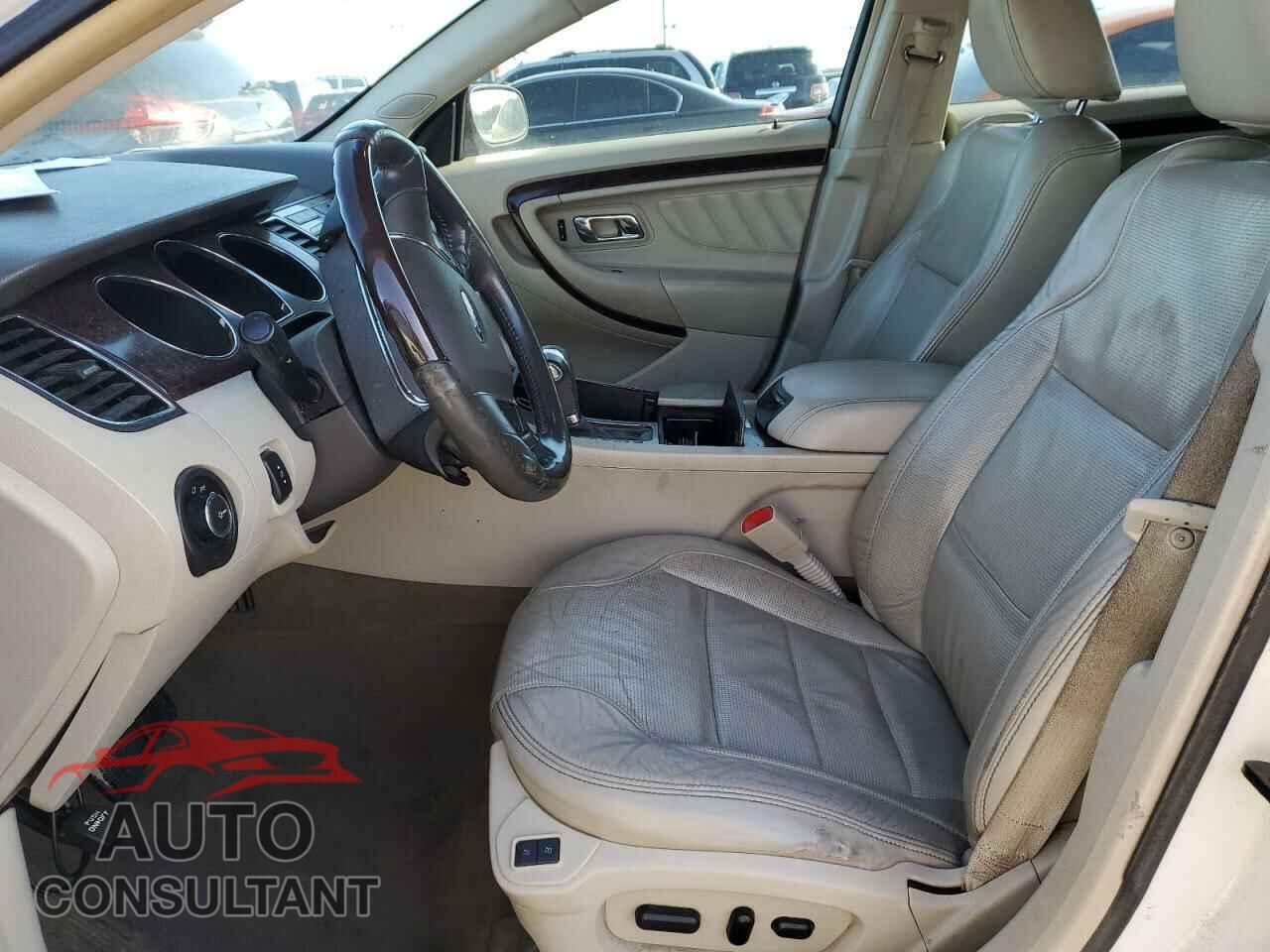 FORD TAURUS 2010 - 1FAHP2FW7AG139594