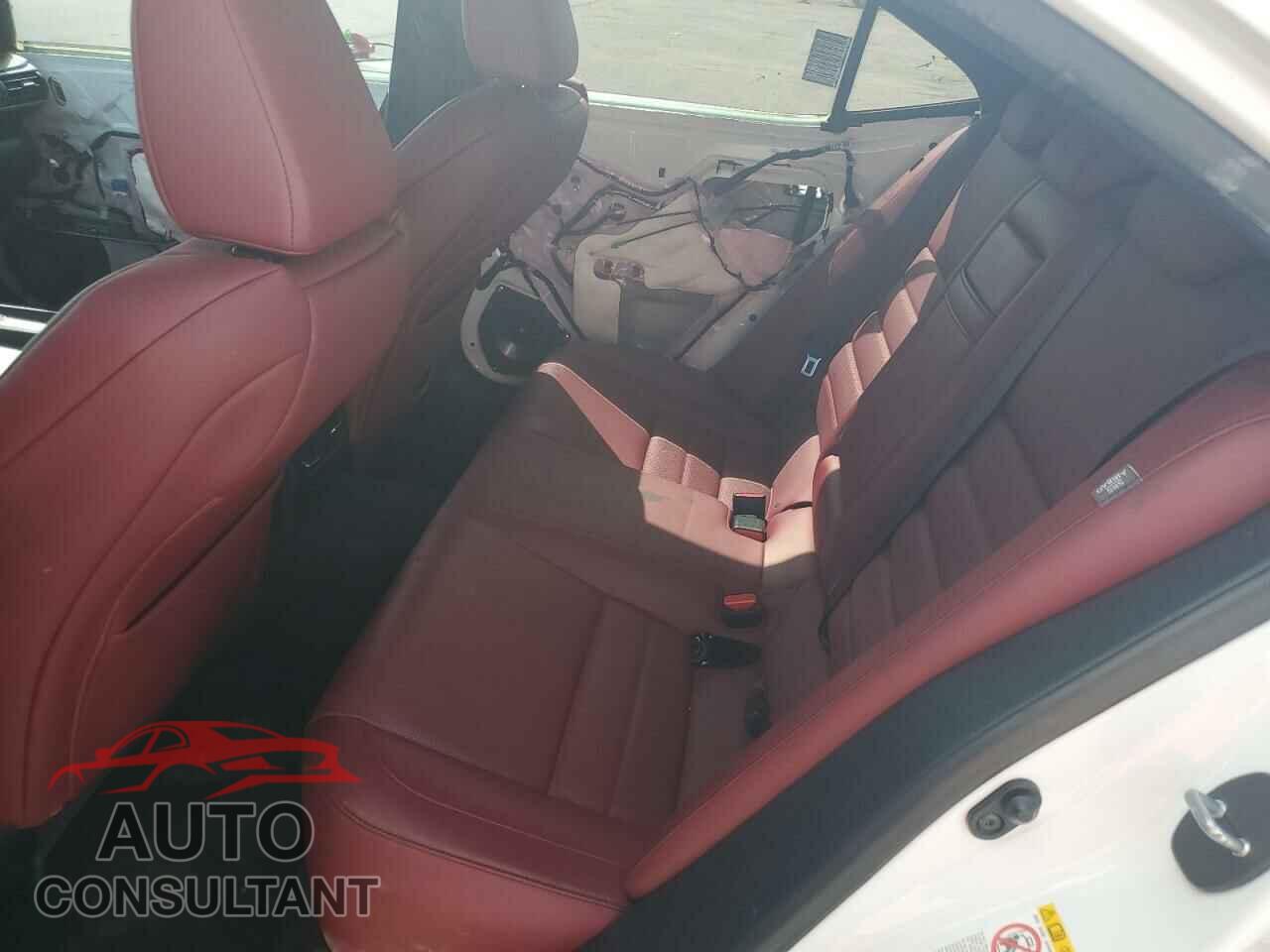 LEXUS IS 2017 - JTHBA1D29H5058225