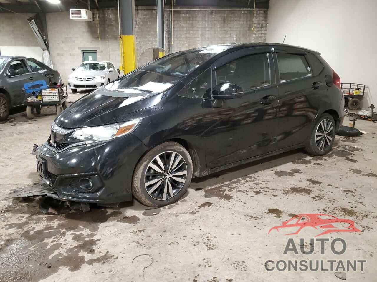 HONDA FIT 2018 - 3HGGK5H95JM713811