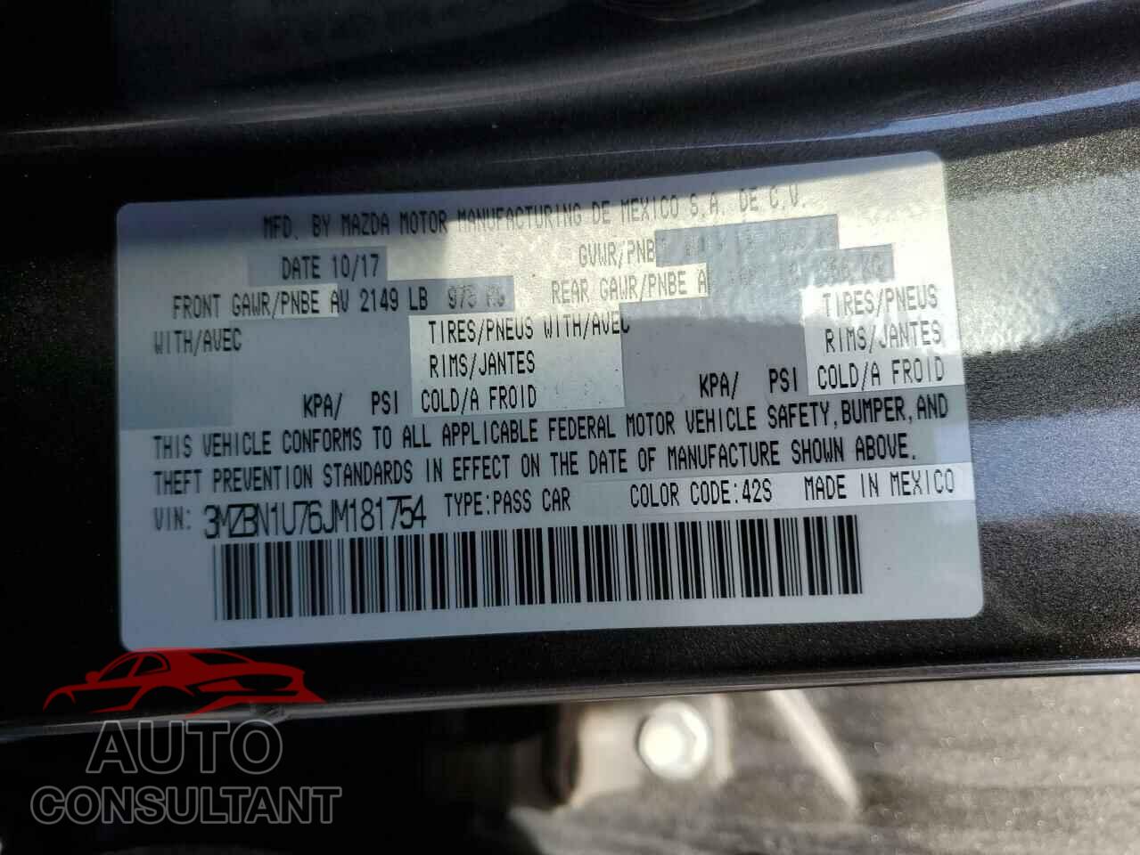 MAZDA 3 2018 - 3MZBN1U76JM181754