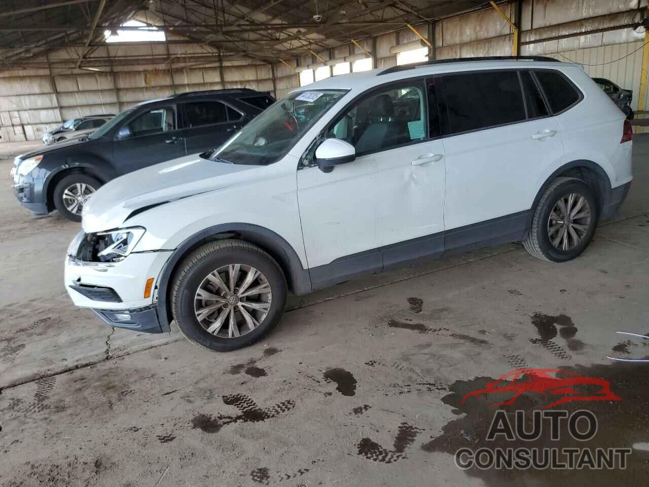 VOLKSWAGEN TIGUAN 2018 - 3VV1B7AX7JM017221