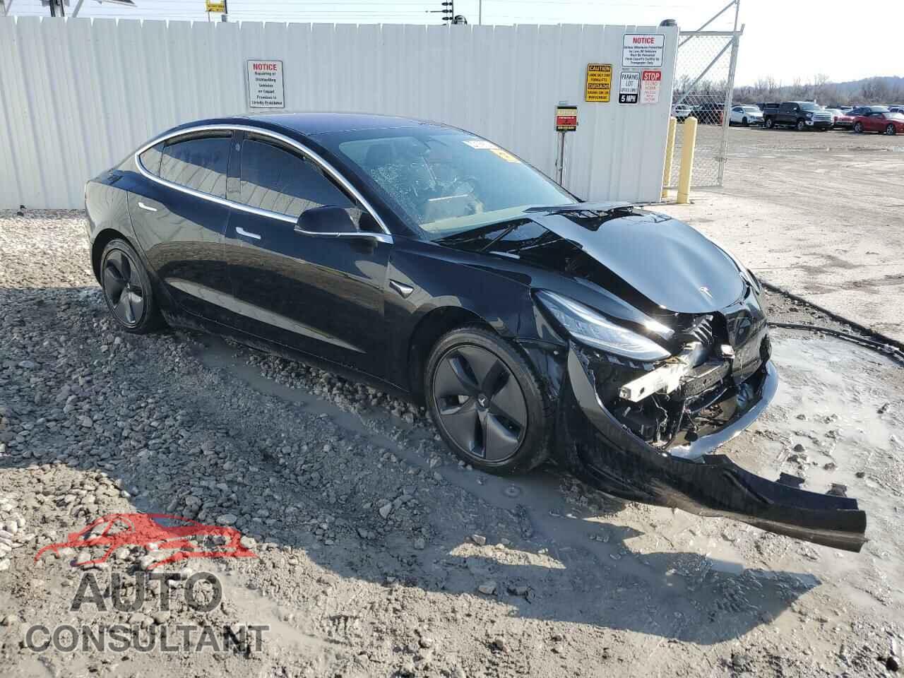 TESLA MODEL 3 2019 - 5YJ3E1EB2KF197143