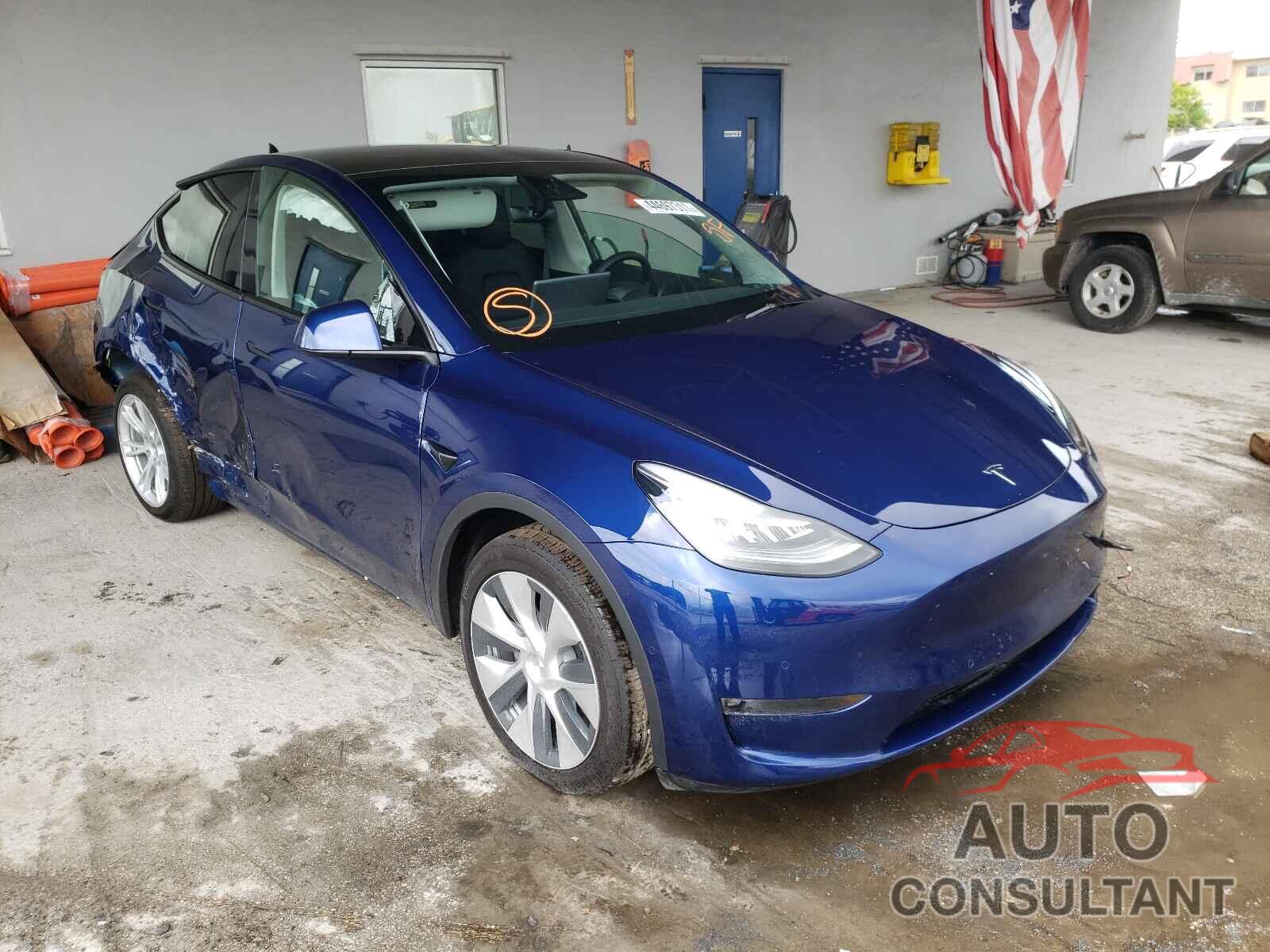 TESLA MODEL Y 2021 - 5YJYGDEE1MF177366