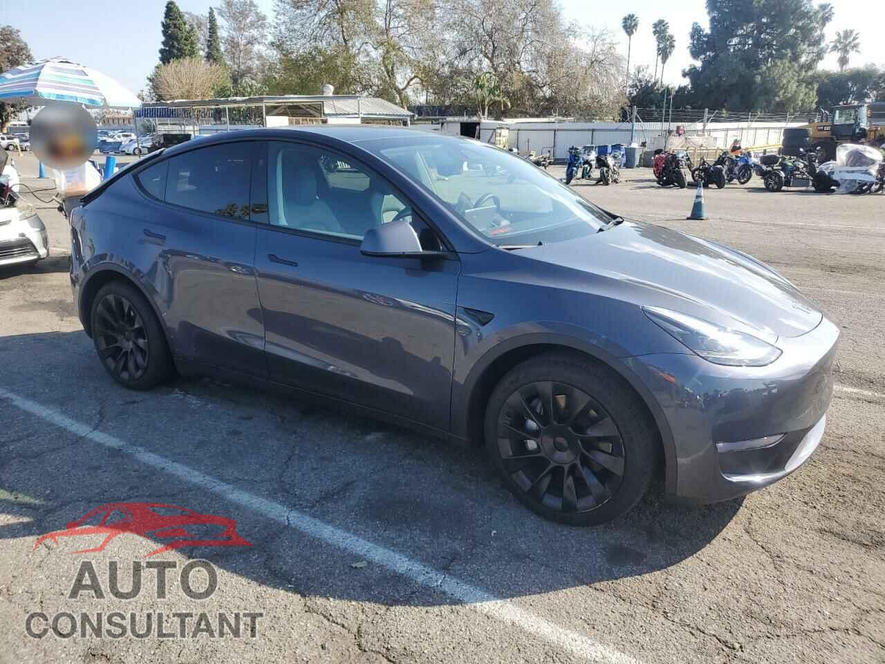 TESLA MODEL Y 2023 - 7SAYGAEE7PF957507
